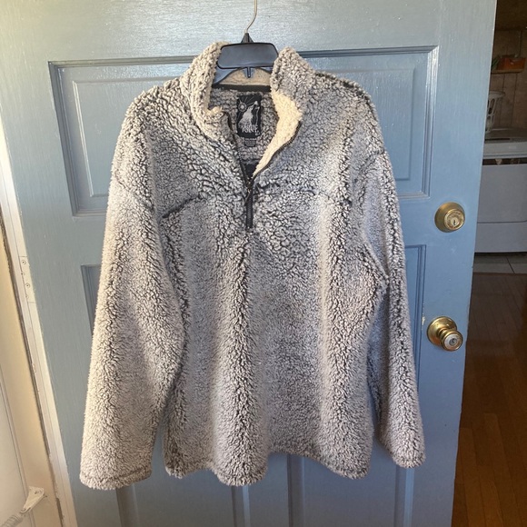 Sherpa Pullover - Picture 1 of 2